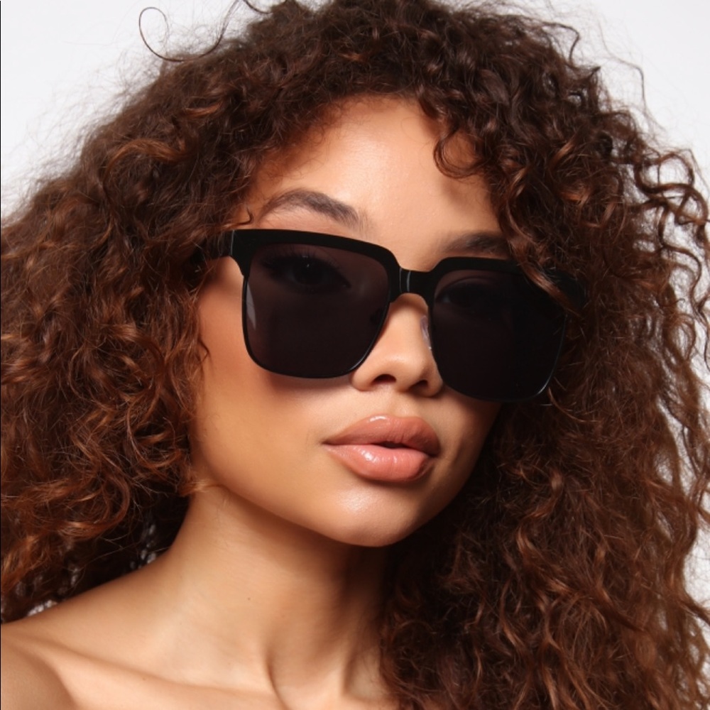 New fashion nova sunnies😎